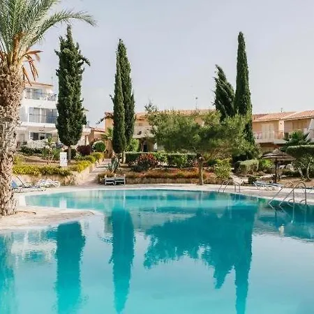 Apartment Regina Gardens - Spacious, 3 Bed, Ground Floor Unit With Large Patio